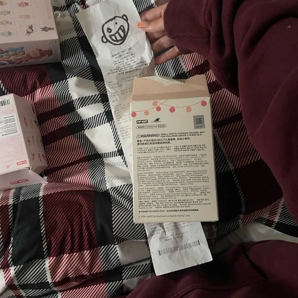 Labubu Ququ Popmart authentic with box - Picture 2 of 2